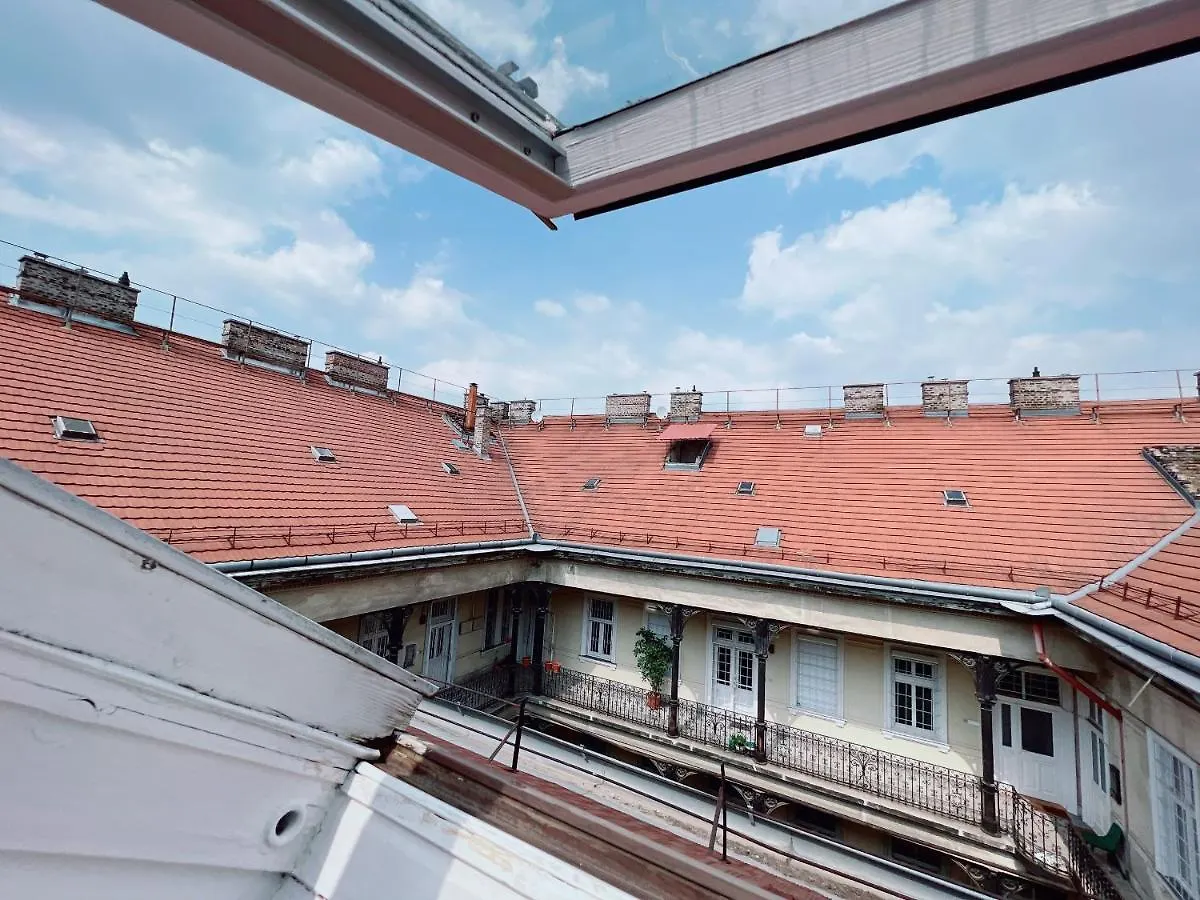 Duplex Penthouse With Sauna & Jacuzzi In The Centre Of Budapest Ungarn